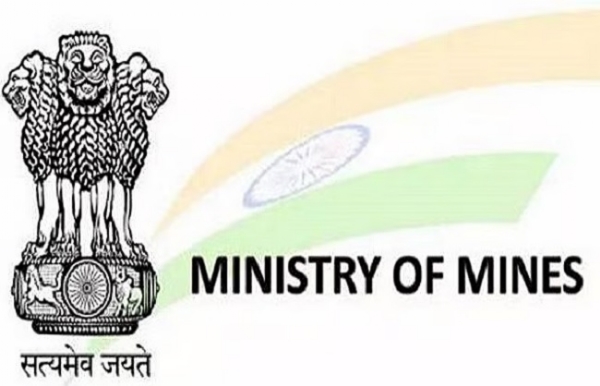 Centre classify barytes, feldspar, mica and quartz as major minerals