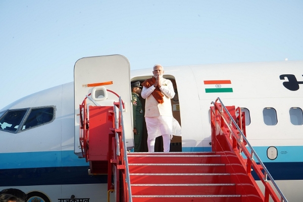 PM Modi arrives in Bhopal For Global Investor Summit