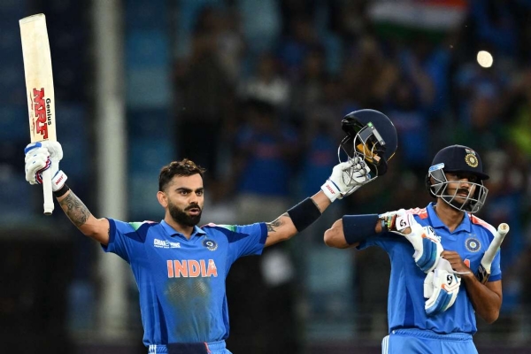 Champions Trophy: Virat Kohli scores 51st century,IND beats PAK by 6 wickets