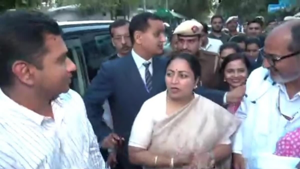 Delhi CM Rekha Gupta inspects GTB hospital, lashes out at Kejriwal and Atishi