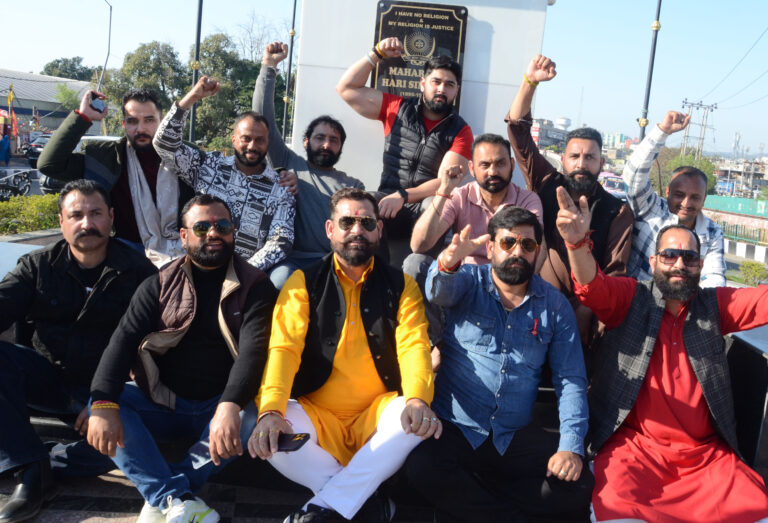 YRS protests against Dy CM over derogatory remarks on Maharaja Hari Singh