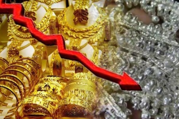 Gold and silver prices slightly declined in bullion