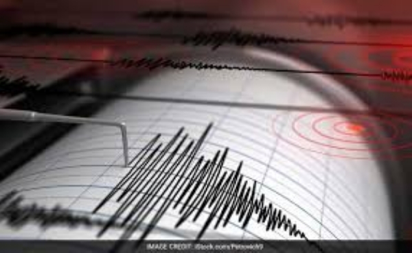 5-magnitude earthquake hits Nepal ; Tremors felt in North India too