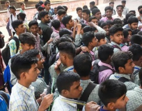 CBSE Class 12 Results Announced, Girls Outperform Boys, 88.39%Students Pass