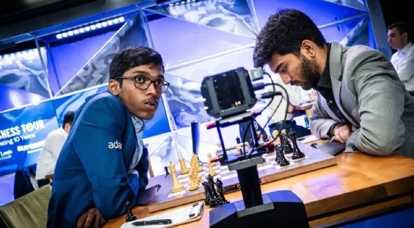 Sinquefield Cup 2025: Praggnanandhaa Stuns World Champion Gukesh in Opening Round