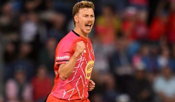 Fiery Meredith Spell Sparks Welsh Fire’s 25‑Run Triumph