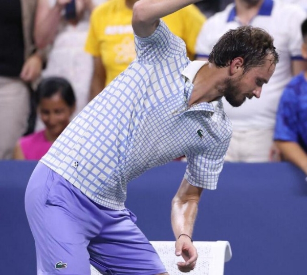 US Open 2025: Medvedev Crashes Out in First Round as Bonzi Pulls Off Stunning Upset