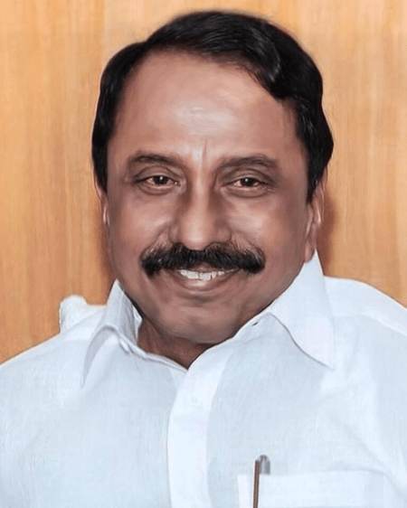 Former TN minister Sengottaiyan gives ultimatum to Palaniswami to bring back estranged AIADMK leaders