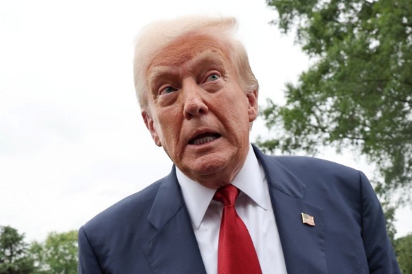 Trump Calls for License Revocations of Anti-Trump TV Networks Following Kimmel Suspension