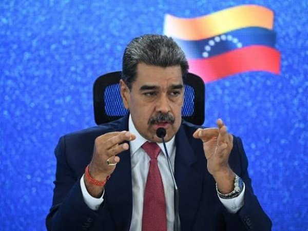 Venezuelan President Maduro Ready to Declare State of Emergency Amid US Military Escalation