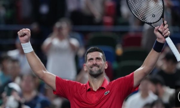 Shanghai Masters 2025: Battling Fatigue and Injury, Djokovic Reaches Quarterfinals