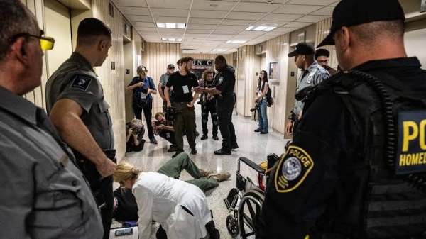 ‘Like Animals’: Harrowing Scenes at NYC Immigration Court Fuel Outcry Over Deportations
