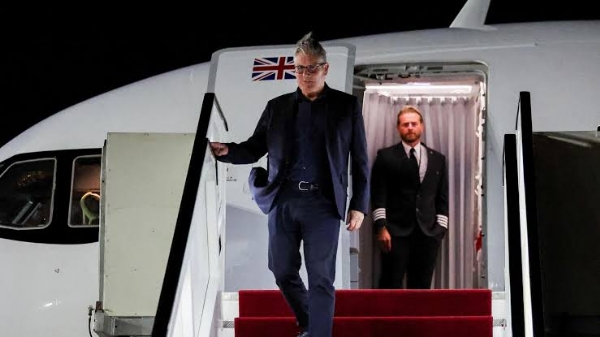 UK PM Starmer Arrives in Egypt for Gaza Peace Summit Amidst Questions Over British Role