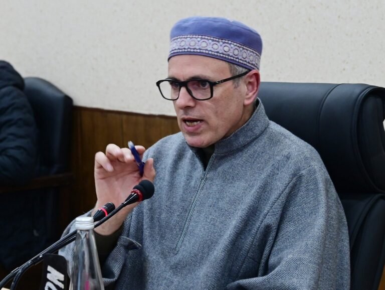 CM Omar Links Nitish’s Hijab Act to Mehbooba’s ‘Burqa’ Incident – Kashmir Observer