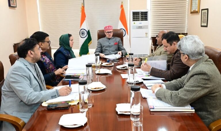 J&K Cabinet Okays 5 Marla Land for Flood Victims   – Kashmir Observer