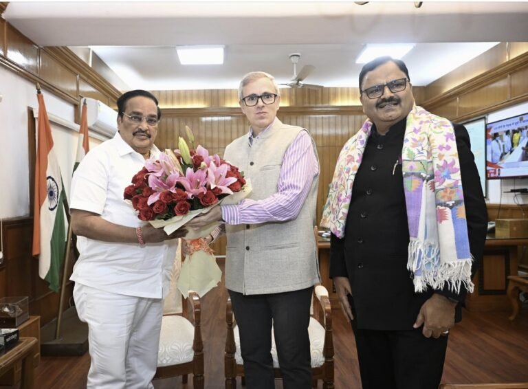 CM Omar Meets Jal Shakti Minister, Seeks Early Release of Funds for J&K – Kashmir Observer