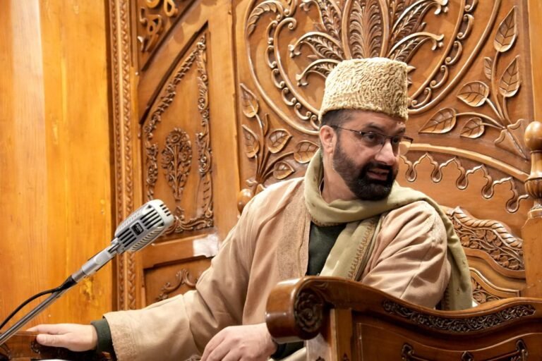Mirwaiz Umar Farooq extends condolences on multiple bereavements 