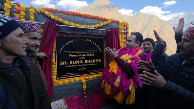 Sunil Sharma lays foundation stone for 17 Crore KP Galhar–Chingnana road, boosting connectivity in Paddar–Nagseni