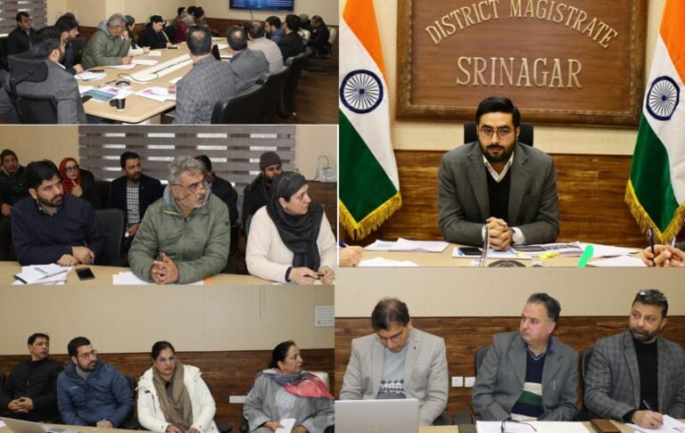 DC Srinagar Reviews Progress of ABHA ID Generation, Enrolment of Senior Citizens under Vay Vandhana yojana, TB Control Measures Stresses universal health coverage, faster enrolment and strengthened TB surveillance