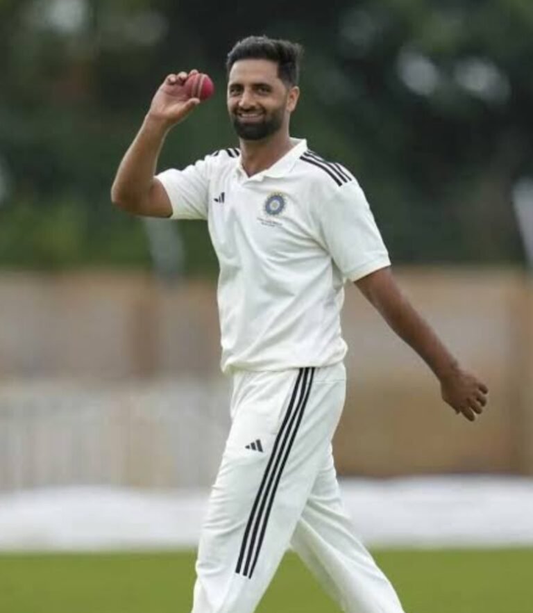 Kashmir erupts in celebration as Baramulla pacer Auqib Nabi bags Rs 8.40 crore IPL deal with Delhi Capitals