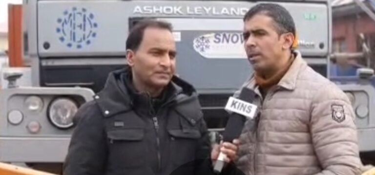 Mechanical Dept sets up 3 snow control rooms in Baramulla, readies 34 snow clearance machines