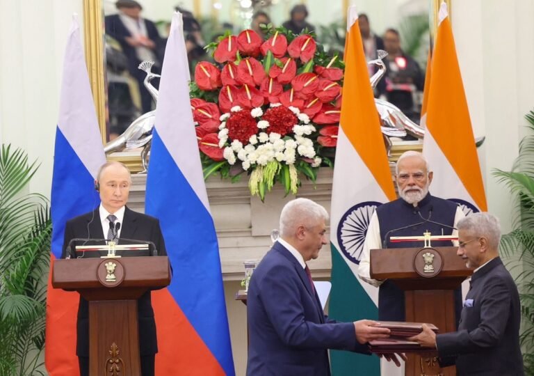 India, Russia Firm Up 5-year Economic Roadmap – Kashmir Observer