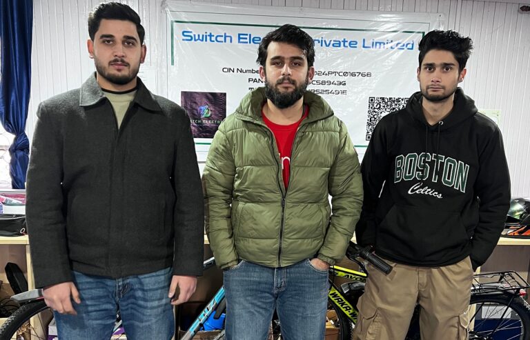 Kashmiri Techies Turn Bicycles into Electric Lifelines – Kashmir Observer