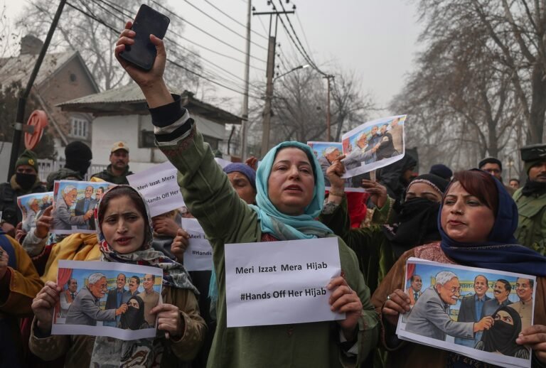 Outrage In Kashmir, Leaders Seek Action Against Bihar CM – Kashmir Observer