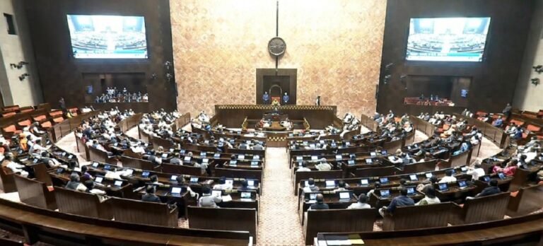 LS, RS Adjourned Till 2 PM Amid Opposition Protests Over SIR – Kashmir Observer