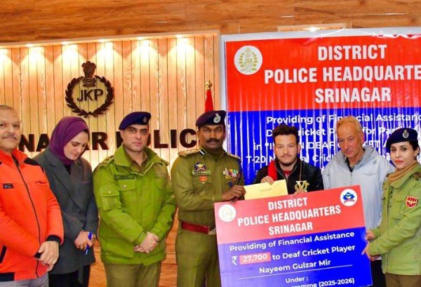 Srinagar Police felicitates specially-abled cricketer Nayeem Gulzar, extends financial support for his achievements