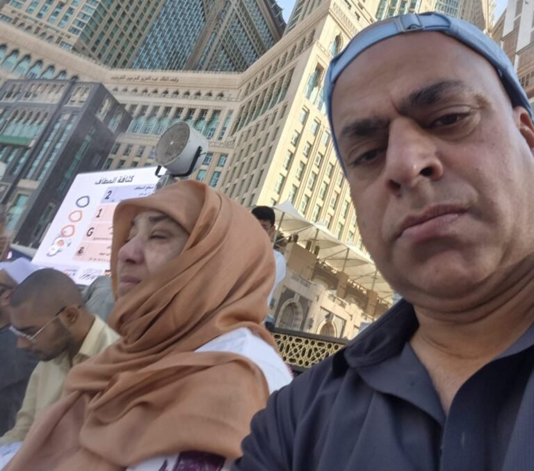 Kashmir Doctor Appeals for Help to Bring Ailing Wife Home From Saudi