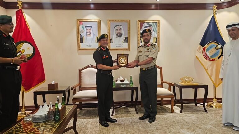 Indian Army Chief Visits UAE – Kashmir Observer