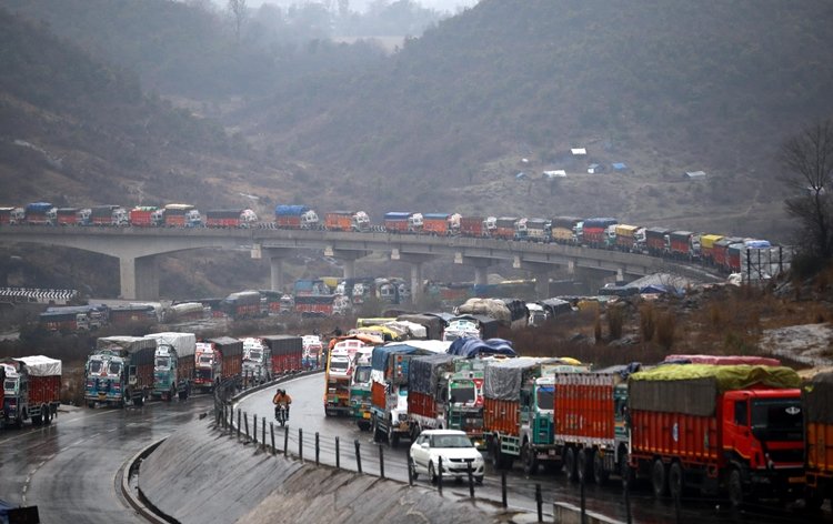 Jammu-Srinagar Highway Reopens For Traffic