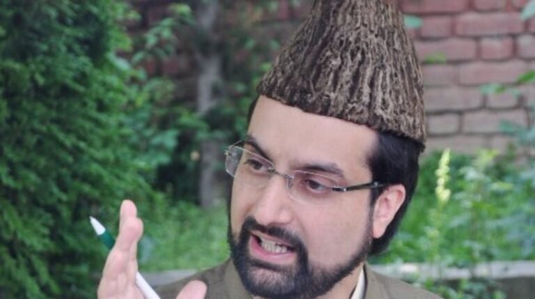 Lack of rain and snow in Kashmir unsettling, special prayers to be held at Jamia Masjid: Mirwaiz Umar Farooq