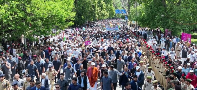 Massive Public Turnout Backs Anti-drug Campaign in J&K