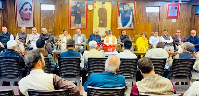 Dr. Farooq addresses Working Committee meeting of District Srinagar