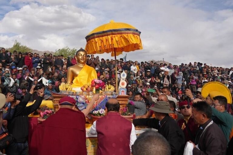 Over 1.18 lakh devotees pay obeisance during 14-day Sacred Exposition of Holy Relics in Leh & Zanskar