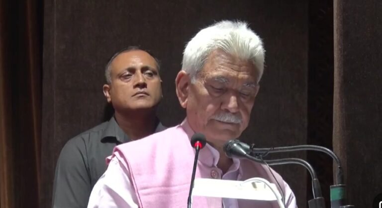 4.80 Lakh devotees paid obeisance at Baba Barfani during 57-day Amarnath Yatra; LG Manoj Sinha felicitates officers, security forces, service providers and stakeholders for successful conduct